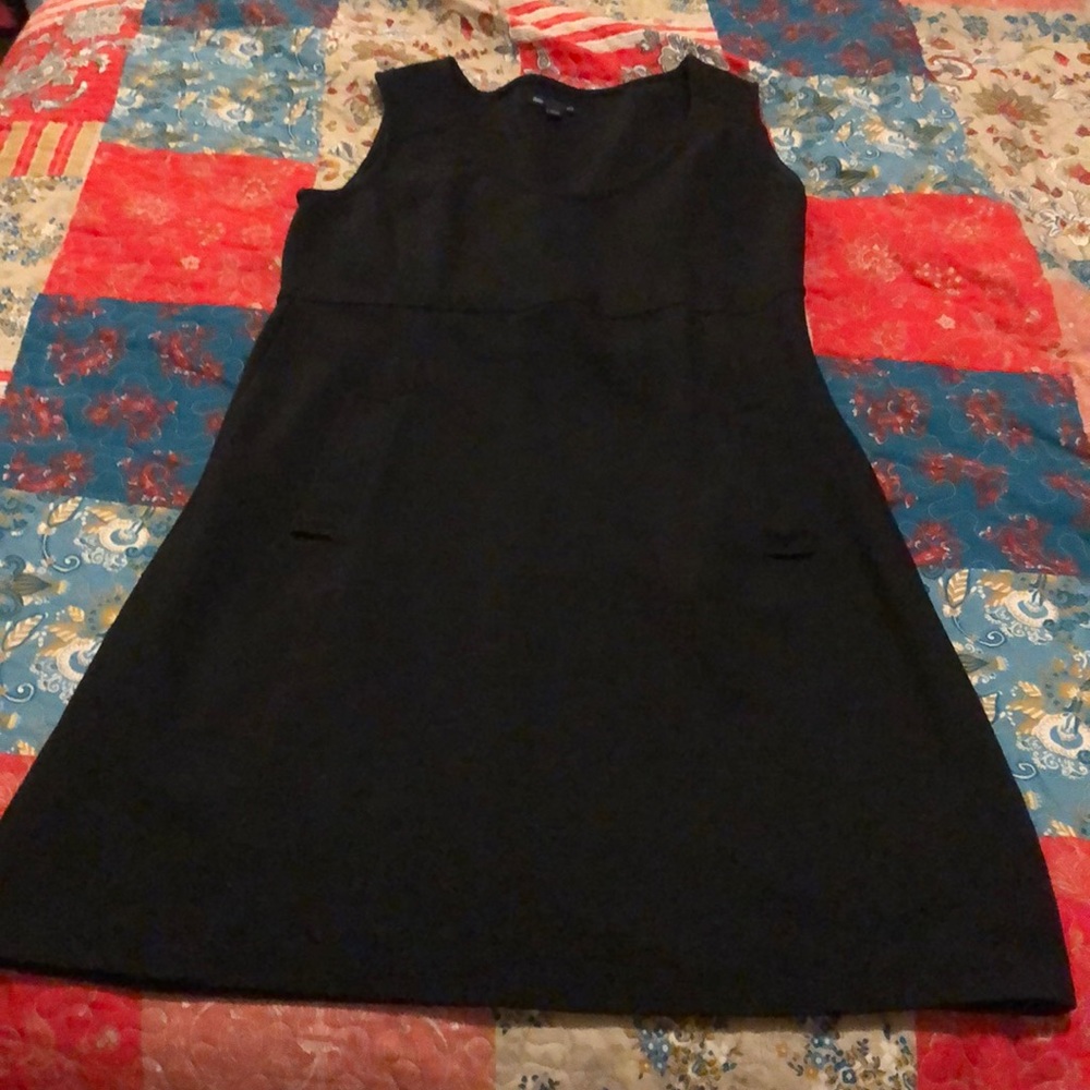 Gap little black dress